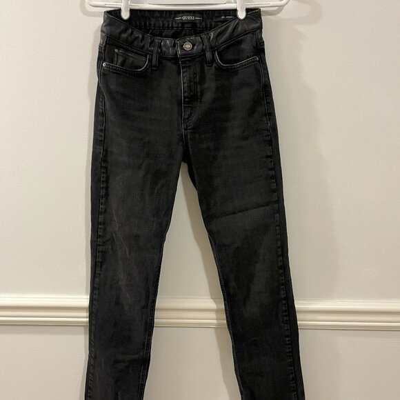 Guess Women's 1981 Straight Leg Jeans, Size 26, Black - Picture 1 of 8